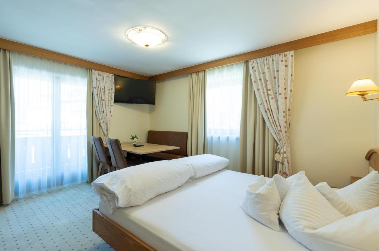 Falkner Appartement Resort Langenfeld Bagian luar foto