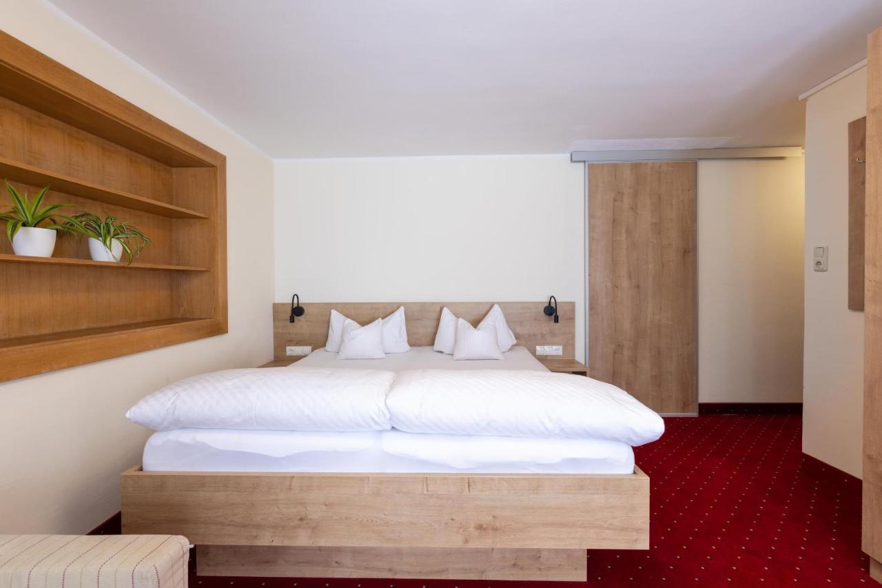 Falkner Appartement Resort Langenfeld Bagian luar foto