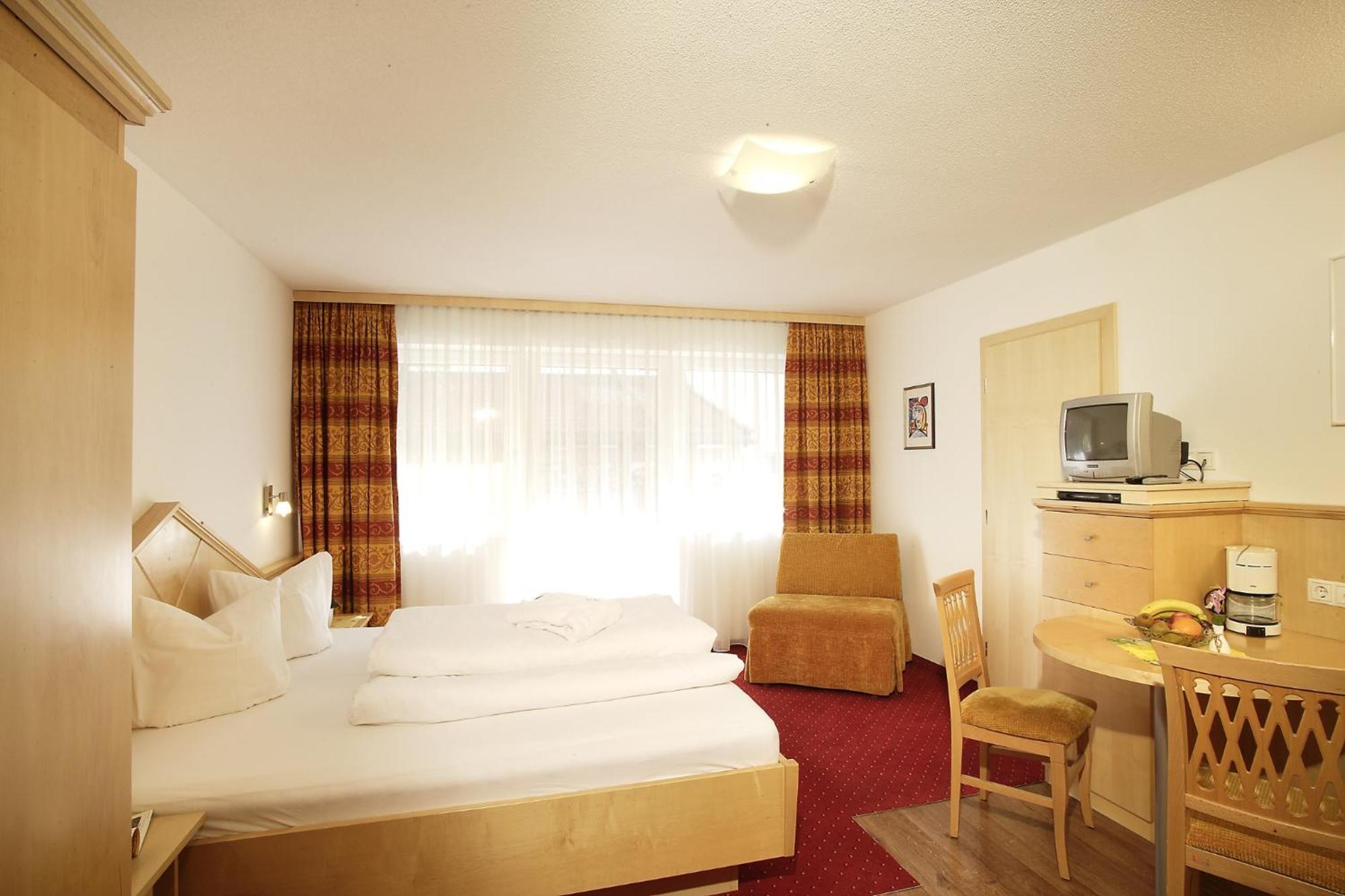 Falkner Appartement Resort Langenfeld Bagian luar foto